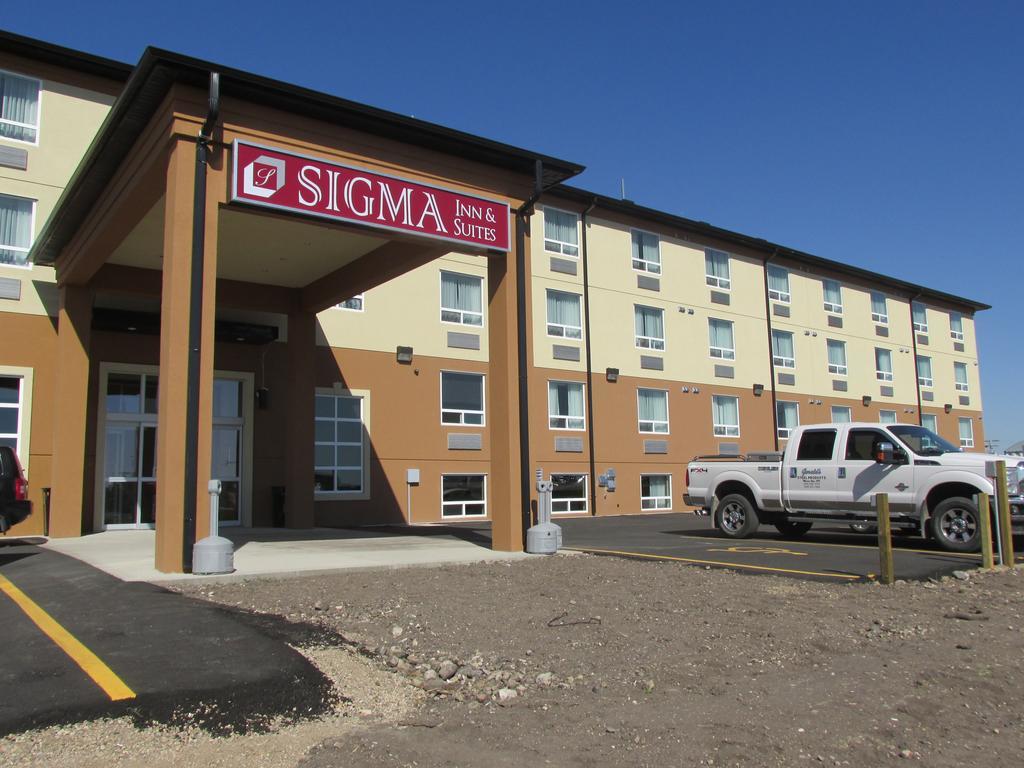 Sigma Inn & Suites Melville Exterior photo